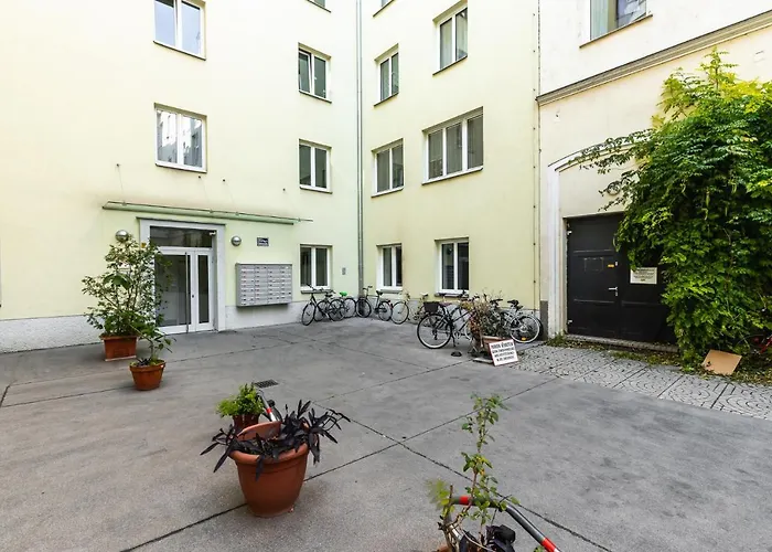 Stylish Next To Schwedenplatz Appartement *